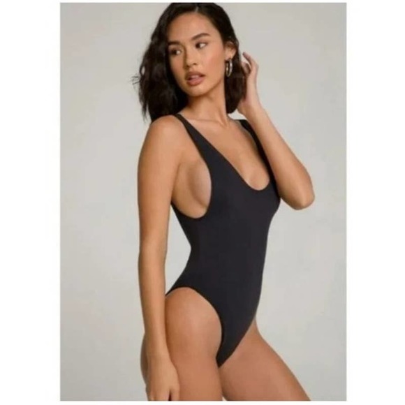 NWT Good American Women's Plus Size Layout High Cut Deep Back One-Piece Sz 7/4XL - Picture 3 of 9